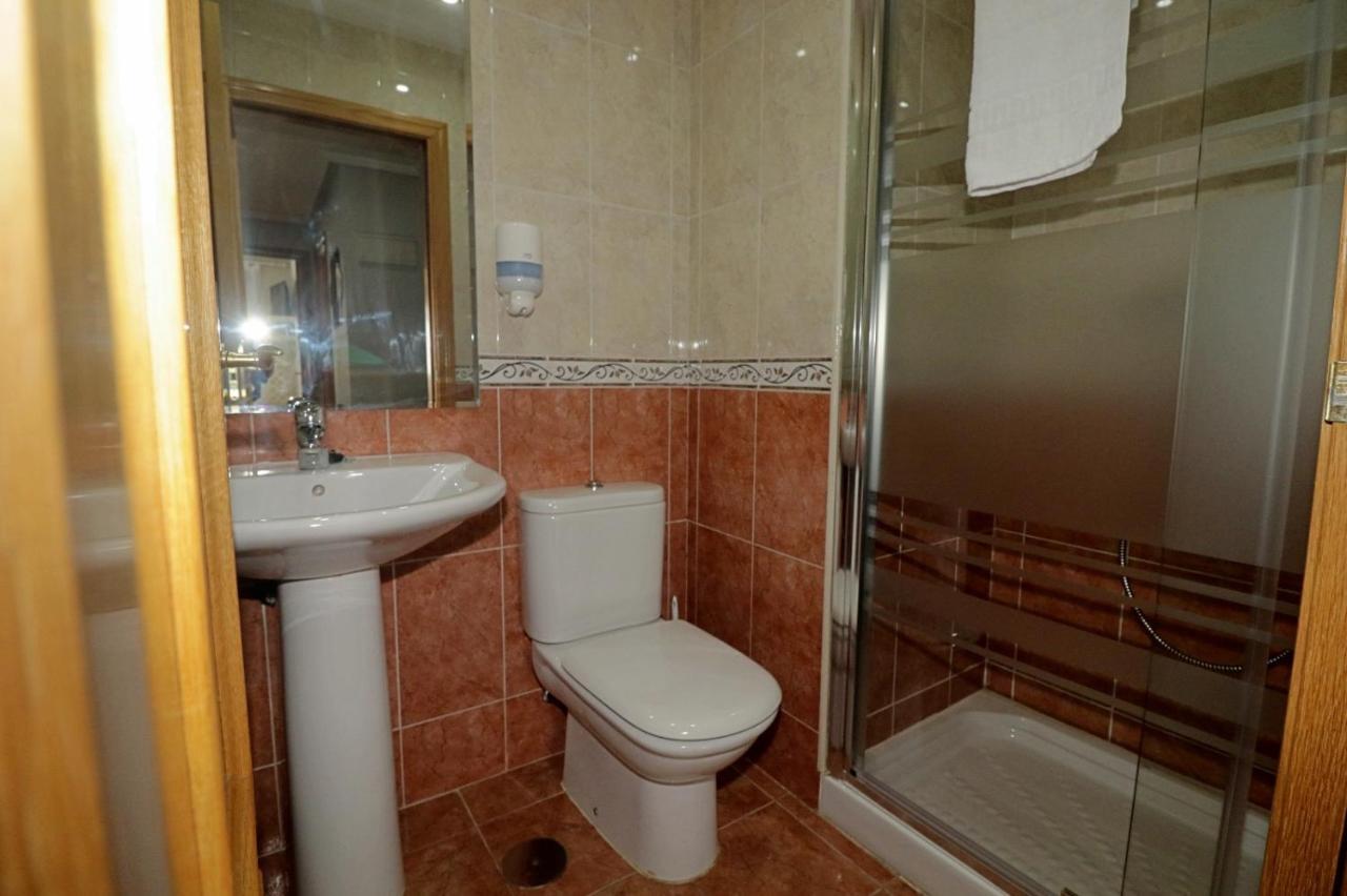 Apartamento , Wifi Y Garaje Cerca Del Centro Apartment Oviedo Exterior photo